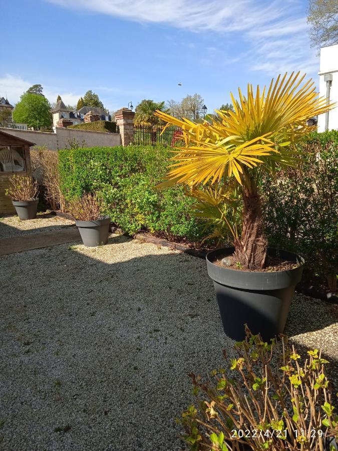 Apartment 10, Tres Bien Place, Parking Wifi Gratuit *