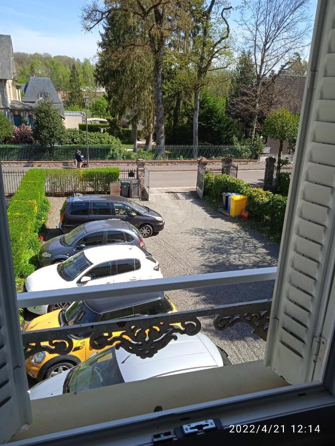 10, Tres Bien Place, Parking Wifi Gratuit Appartamento